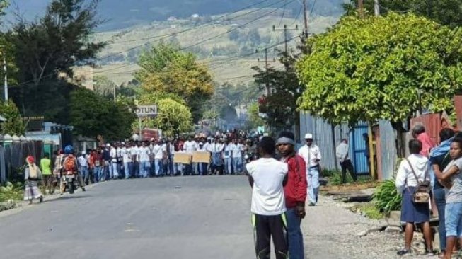 Jakarta Kembali Blokir Internet di Wamena Jakarta Kembali Blokir Internet di Wamena