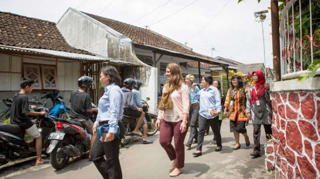 Istri Orang Terkaya Sedunia Ini ke Indonesia Mencari Istri Orang Terkaya Sedunia Ini ke Indonesia Mencari
