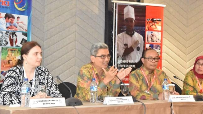 Polandia Minta 22.300 Tenaga Kerja Indonesia Polandia Minta 22.300 Tenaga Kerja Indonesia