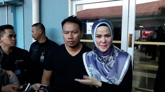 Kata Kata Bijak Sepatah kata umamakbar18 Kata Kata Bijak Sepatah kata umamakbar18