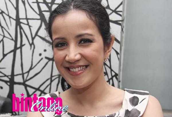Sama - sama Hamil, Andi Soraya Rencanakan Ini untuk Kucing Kesayangannya Sama - sama Hamil, Andi Soraya Rencanakan Ini untuk Kucing Kesayangannya