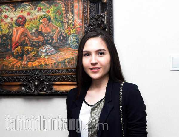 Olivia Jensen Melahirkan, Netizen: Kapan Hamilnya? Olivia Jensen Melahirkan, Netizen: Kapan Hamilnya?