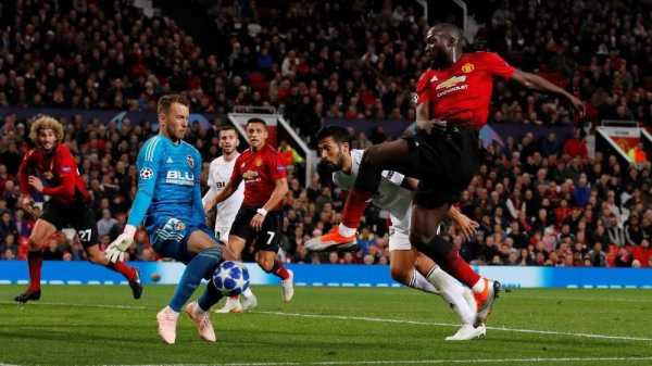 Man United Tak Pernah Kalah dari Valencia di Liga Champions Man United Tak Pernah Kalah dari Valencia di Liga Champions