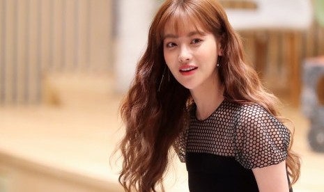 Dua Bintang Korea Ini Jatuh Cinta di Pandangan Pertama Dua Bintang Korea Ini Jatuh Cinta di Pandangan Pertama