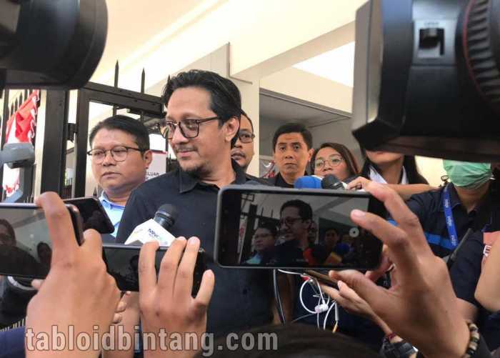 Dijenguk Andre Taulany, Nunung Lebih Banyak Menangis Dijenguk Andre Taulany, Nunung Lebih Banyak Menangis