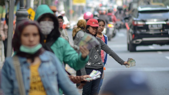 Mencari Untung dari Bisnis Penukaran Uang Mencari Untung dari Bisnis Penukaran Uang