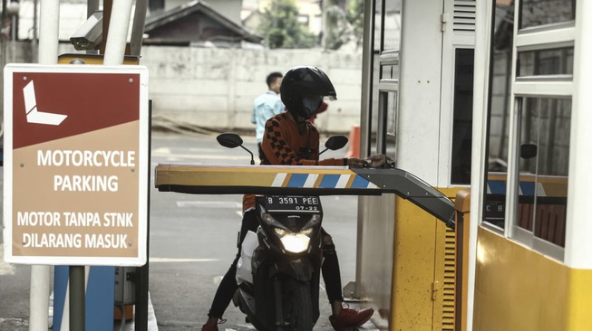 Bayar Parkir Hanya Bisa Pakai OVO, Masuk Persaingan Tidak Sehat? Bayar Parkir Hanya Bisa Pakai OVO, Masuk Persaingan Tidak Sehat?