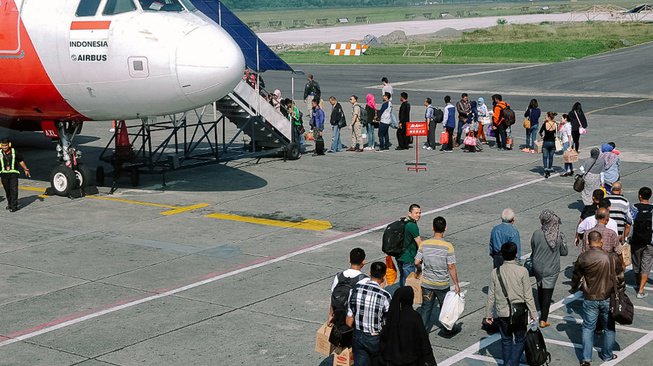 Penumpang Pesawat Seluruh Dunia Berserikatlah Uzone Penumpang Pesawat Seluruh Dunia Berserikatlah Uzone