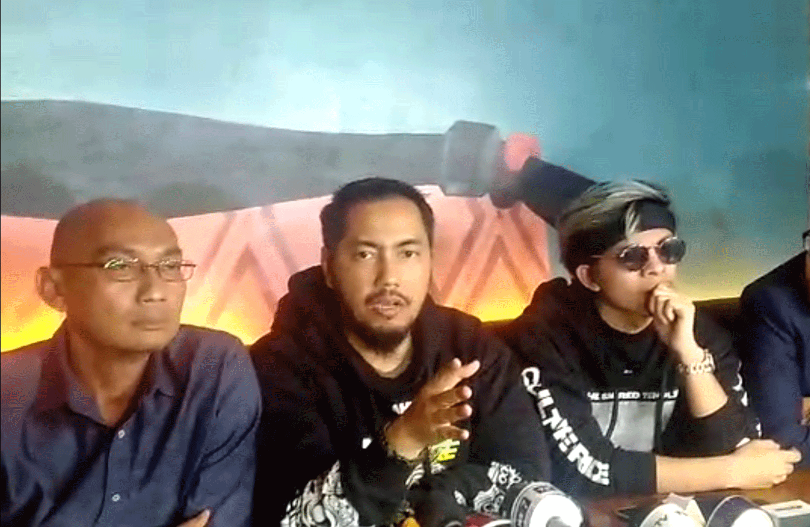 Merasa Dirugikan oleh Bebby Fei, Atta Halilintar :Tunggu Tanggal Mainnya Merasa Dirugikan oleh Bebby Fei, Atta Halilintar :Tunggu Tanggal Mainnya