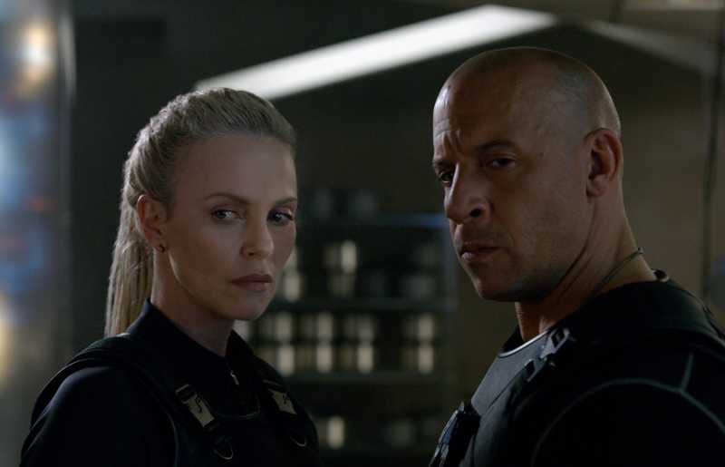 Fast and Furious 8 Jadi Film dengan Pendapatan Debut Box Office Terbesar, Cetak Rekor di Indonesia Fast and Furious 8 Jadi Film dengan Pendapatan Debut Box Office Terbesar, Cetak Rekor di Indonesia