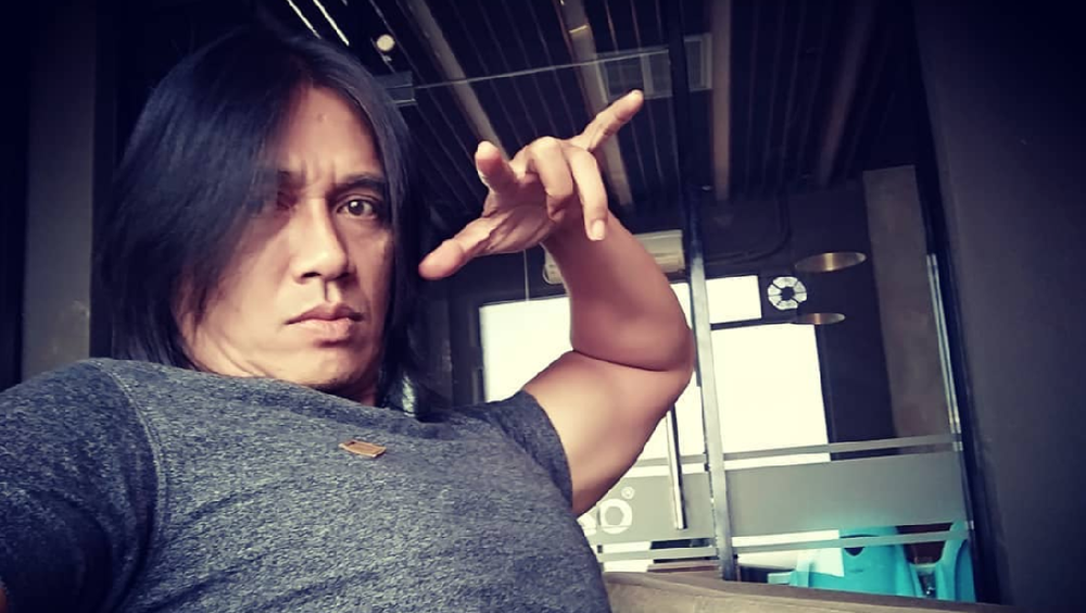 Mengenang Aksi Agung Hercules Jadi Milky Man di Saras 008 Mengenang Aksi Agung Hercules Jadi Milky Man di Saras 008