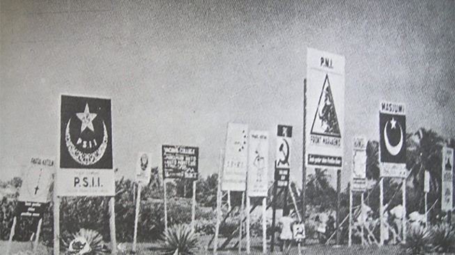 Sejarah Hari Coblosan Pemilu 1955: Barat Relatif Aman, Timur Rawan Sejarah Hari Coblosan Pemilu 1955: Barat Relatif Aman, Timur Rawan