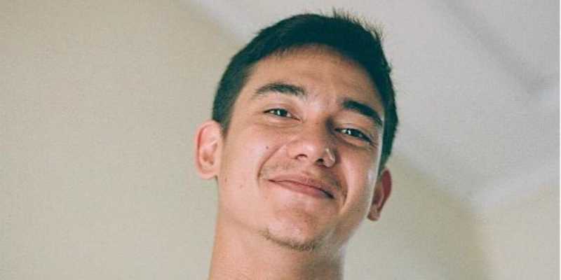 Main Bareng Artis Baru, Astaga! Adipati Dolken Suka Stalking Main Bareng Artis Baru, Astaga! Adipati Dolken Suka Stalking