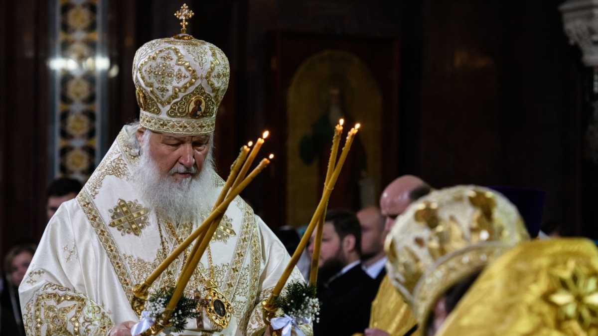 Gereja Ortodoks Rusia: Smartphone Bisa Buka Jalan bagi Antikristus Gereja Ortodoks Rusia: Smartphone Bisa Buka Jalan bagi Antikristus
