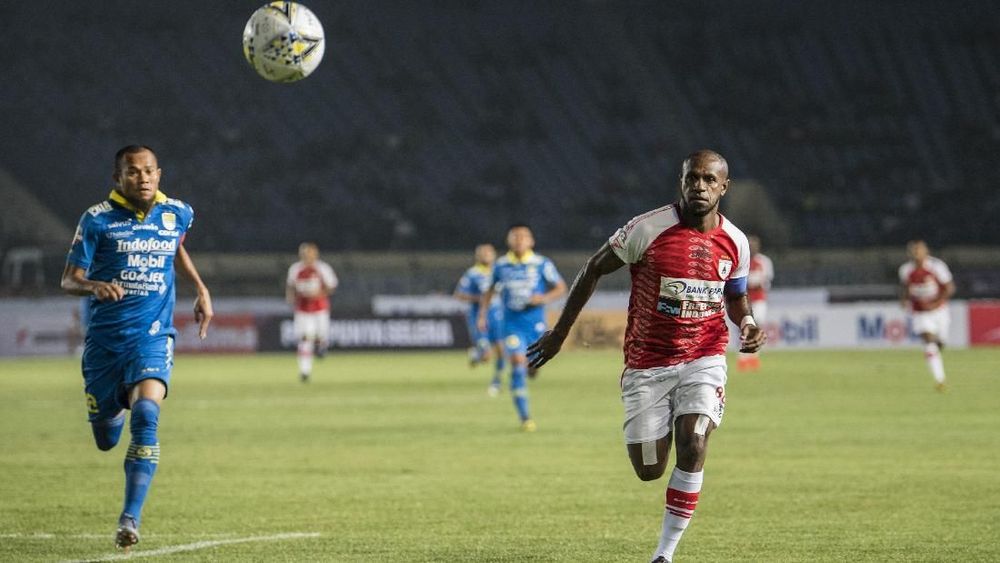 Hasil Liga 1: Persib Kalahkan Persipura 3-1 Hasil Liga 1: Persib Kalahkan Persipura 3-1