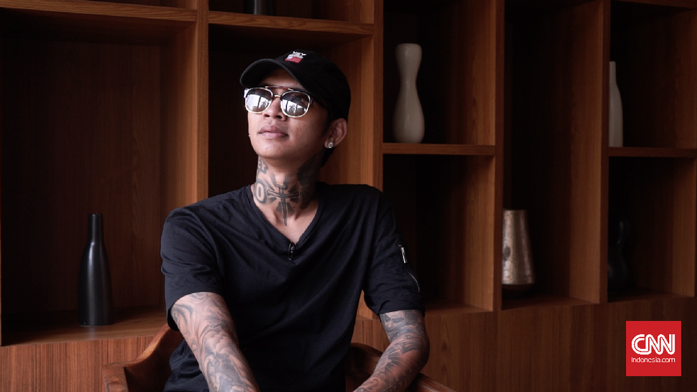 Dibogem K-Popers, Young Lex Tak Hadir di Acara Lisa BLACKPINK Dibogem K-Popers, Young Lex Tak Hadir di Acara Lisa BLACKPINK