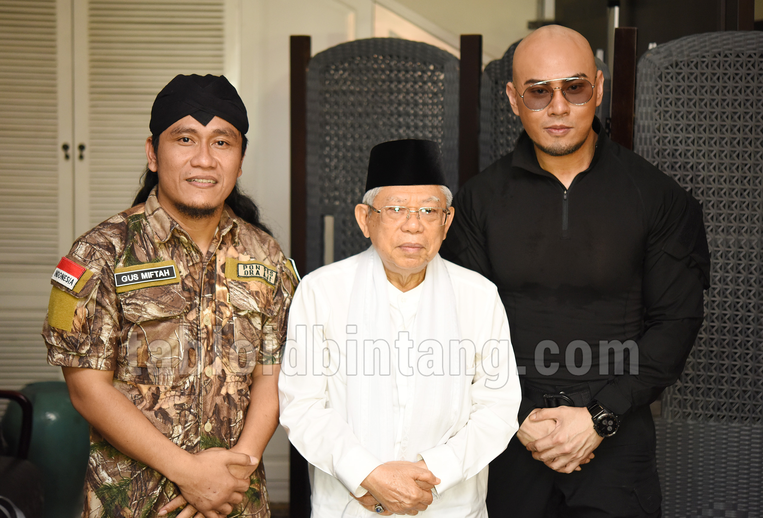 Dituding Mualaf Karena Terjun Ke Politik, Begini Jawaban Deddy Corbuzier Dituding Mualaf Karena Terjun Ke Politik, Begini Jawaban Deddy Corbuzier