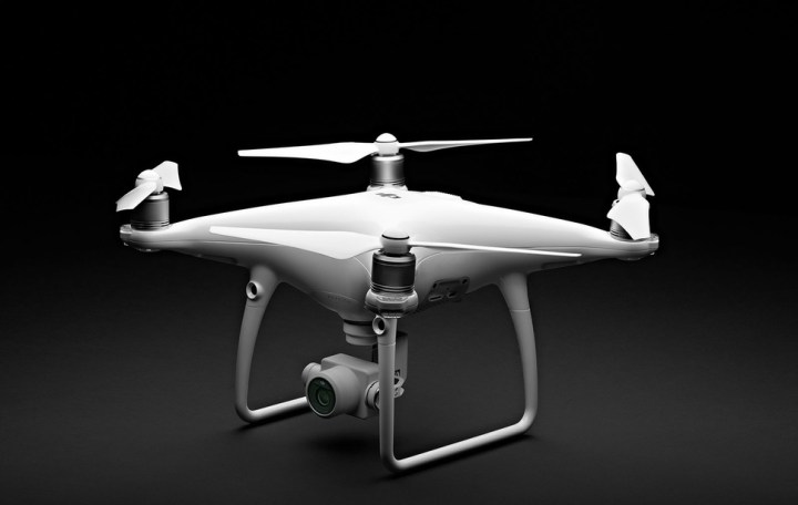 DJI Phantom 4 Advanced: Kamera Lebih Baik, Baterai Tahan Lama DJI Phantom 4 Advanced: Kamera Lebih Baik, Baterai Tahan Lama
