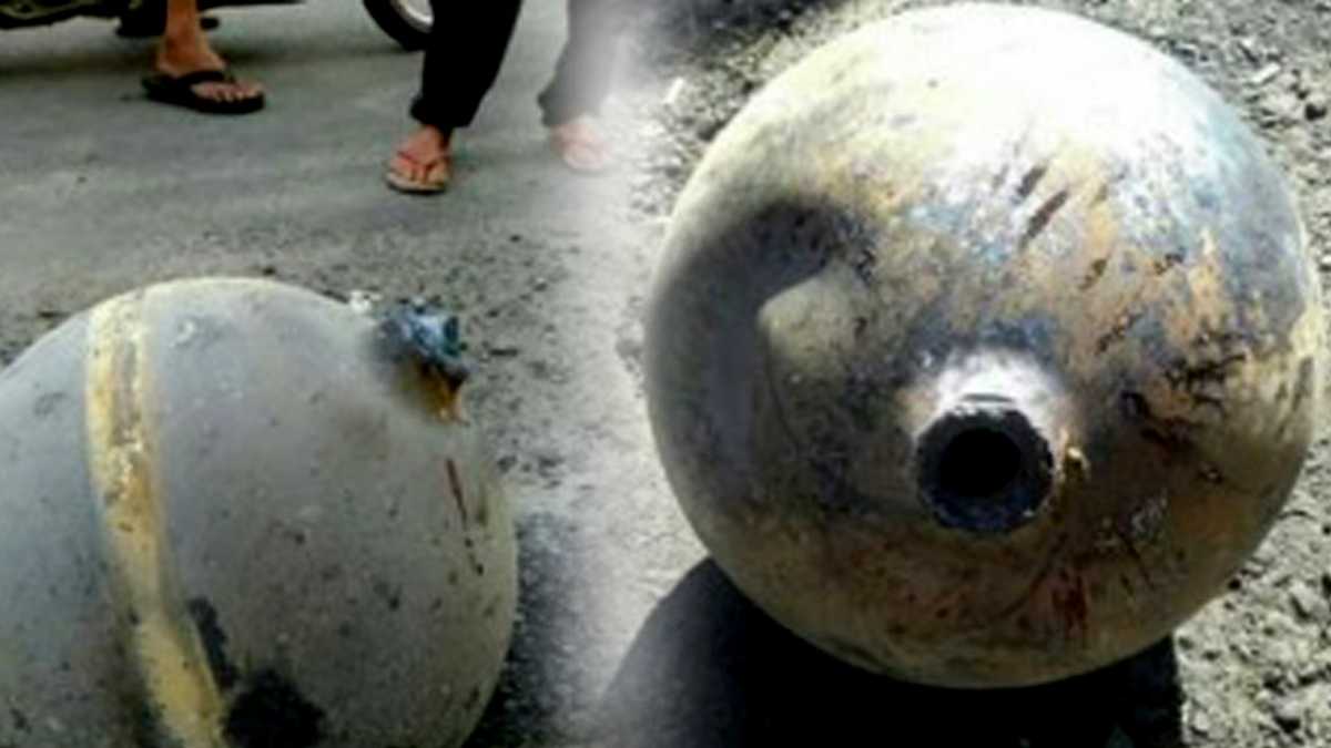 Benda Serupa Kendi yang Jatuh di Sumbar Ternyata Serpihan Roket China Benda Serupa Kendi yang Jatuh di Sumbar Ternyata Serpihan Roket China
