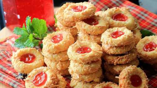  Resep  Kue  Kering  Strawberry Thumbprint