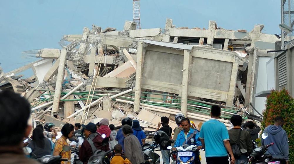 Duka Suju Hingga Maher Zein untuk Korban Gempa Palu-Donggala Duka Suju Hingga Maher Zein untuk Korban Gempa Palu-Donggala