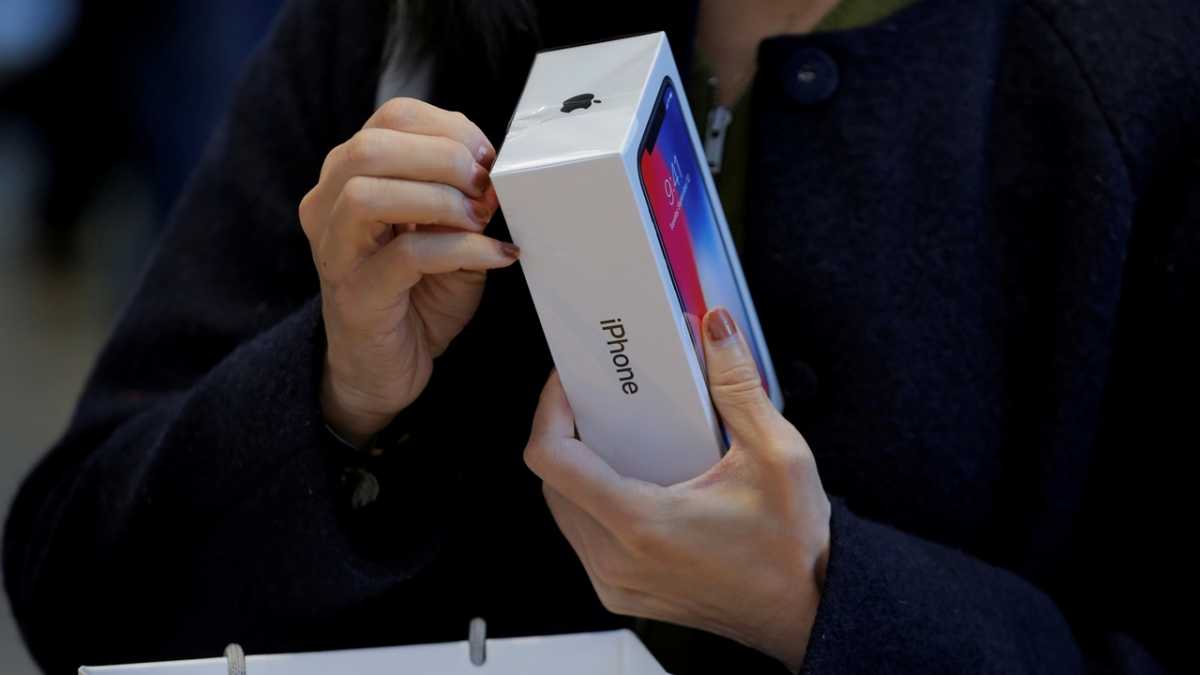 Derita Anak SMA Buruh iPhone X yang Kerja Lembur 11 Jam Derita Anak SMA Buruh iPhone X yang Kerja Lembur 11 Jam