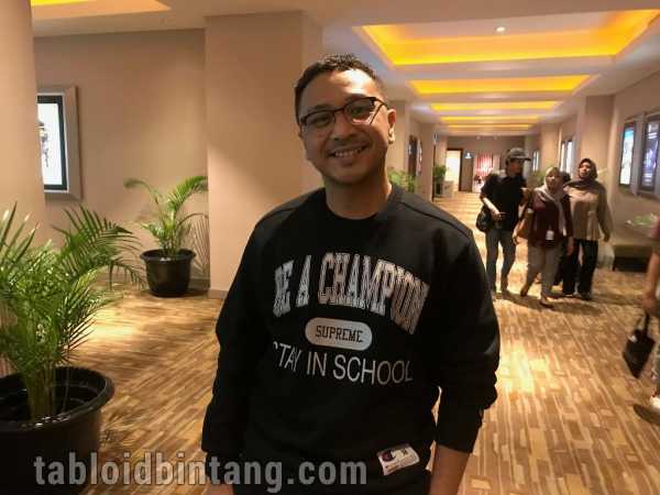 Giring Ganesha Akui Pernah Main Tik Tok Bareng Anaknya, Namun Begini Batasannya Giring Ganesha Akui Pernah Main Tik Tok Bareng Anaknya, Namun Begini Batasannya