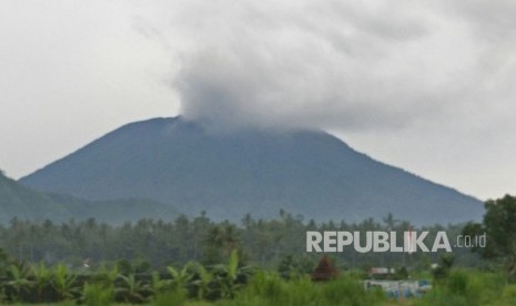 Malam Ini, 16 Penerbangan Internasional di Bali Ditunda Malam Ini, 16 Penerbangan Internasional di Bali Ditunda