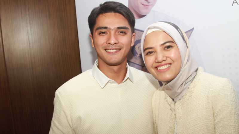 Curhat Istri Ricky Harun  yang Takut Mati Sebelum Berhijab 