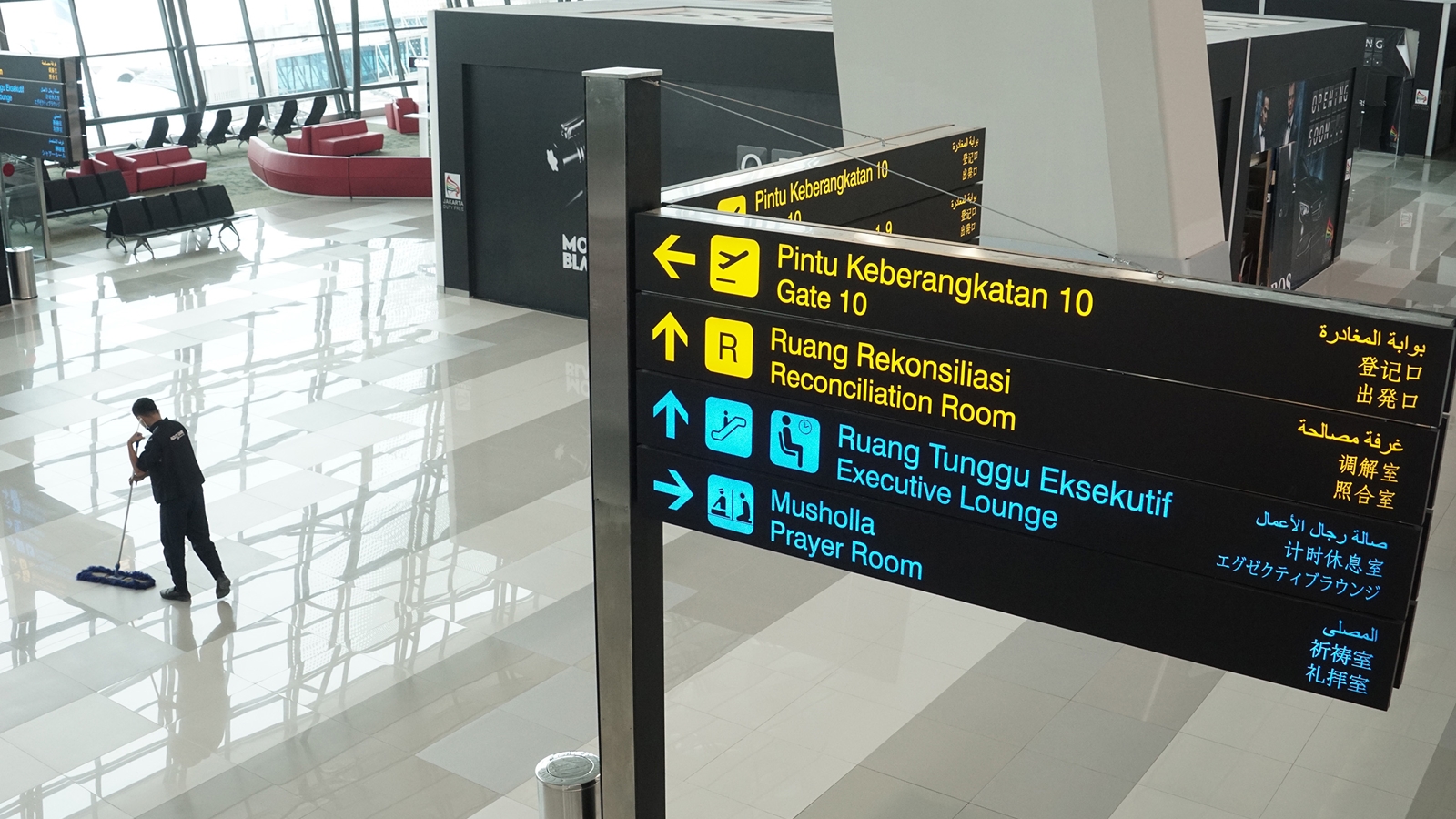 5 Syarat Taksi Online Boleh Angkut Penumpang di Bandara Soetta 5 Syarat Taksi Online Boleh Angkut Penumpang di Bandara Soetta