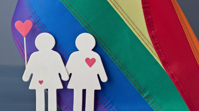 Jejak Pertama Lesbianisme dalam Film Indonesia Jejak Pertama Lesbianisme dalam Film Indonesia