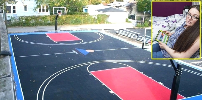 Ibu ini terkejut membeli lapangan basket di toko online