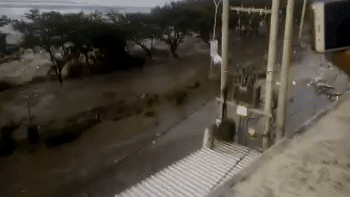 Imbas Gempa 7,7 M di Donggala, Palu Dilanda Tsunami Imbas Gempa 7,7 M di Donggala, Palu Dilanda Tsunami