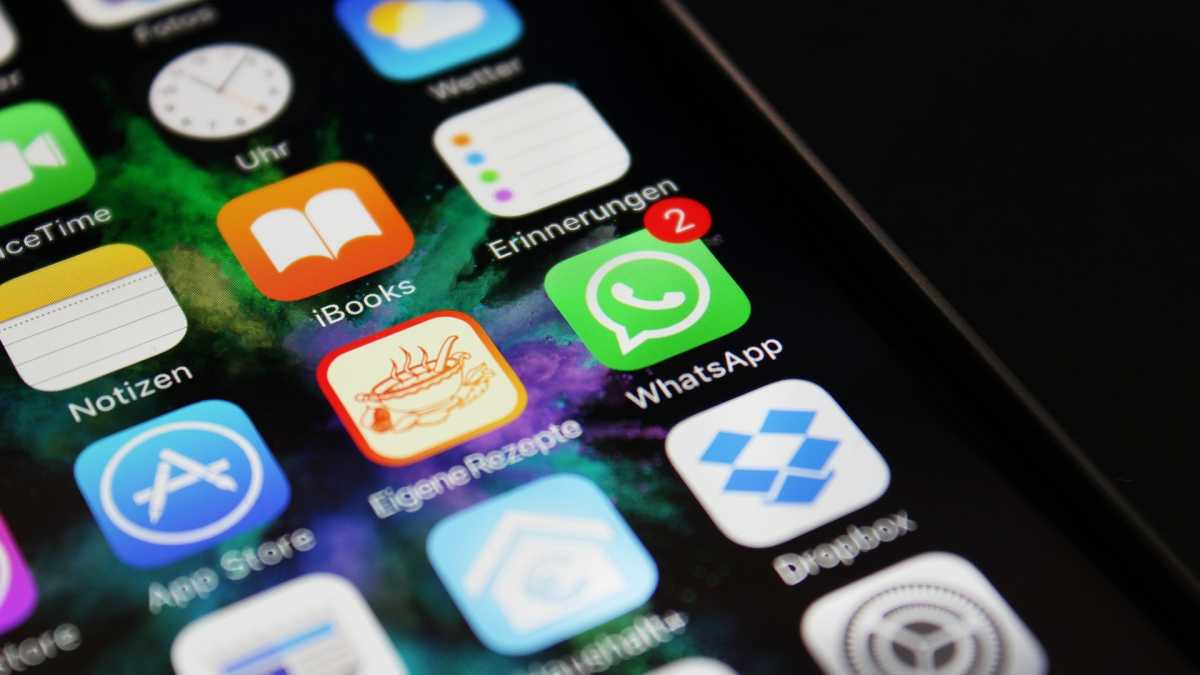 WhatsApp Bakal Bikin Malu Orang yang Suka Kirim dan Terima Video Mesum WhatsApp Bakal Bikin Malu Orang yang Suka Kirim dan Terima Video Mesum