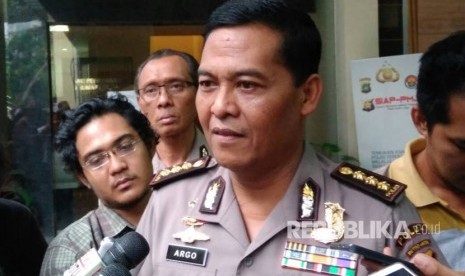 Polisi Bantah Aniaya Anak Jeremy Thomas Polisi Bantah Aniaya Anak Jeremy Thomas