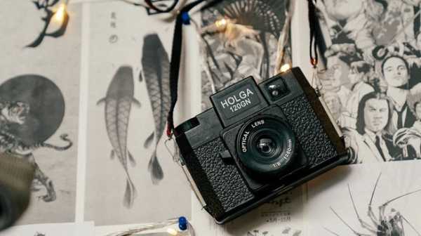Holga, Kamera Plastik Murahan yang Menginspirasi Instagram Holga, Kamera Plastik Murahan yang Menginspirasi Instagram