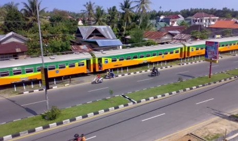 Jalur Kereta Api Padang-Bukittinggi Bakal Dihidupkan Jalur Kereta Api Padang-Bukittinggi Bakal Dihidupkan