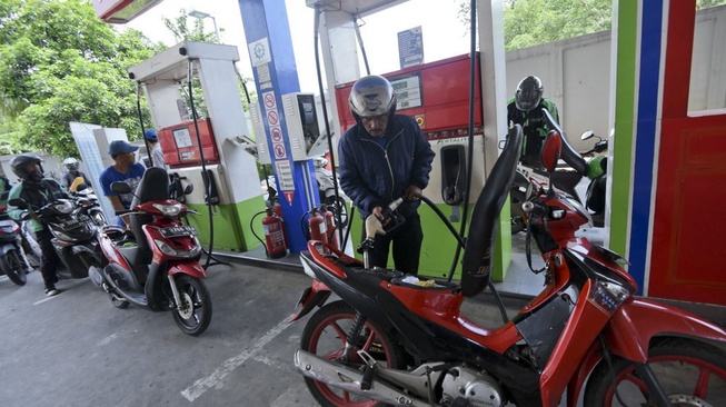 Kenapa Pemilik Mobil Masih Enggan Pakai Pertamax? Kenapa Pemilik Mobil Masih Enggan Pakai Pertamax?
