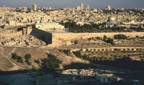 Arkeolog Israel Temukan Mosaik Langka Berusia 1.500 Tahun Arkeolog Israel Temukan Mosaik Langka Berusia 1.500 Tahun