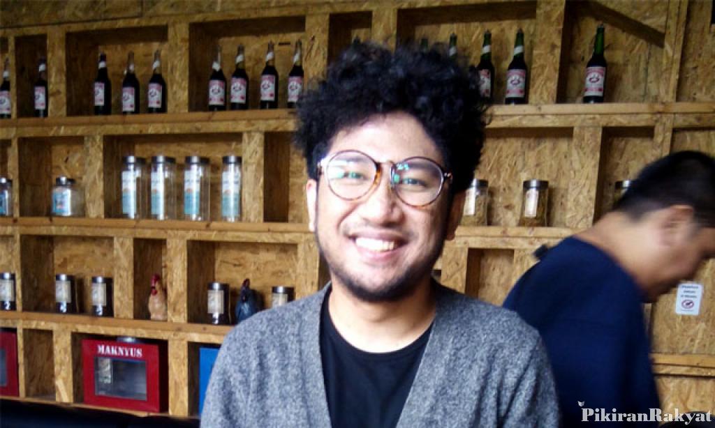 Kiat Menulis Lagu ala Kunto Aji Kiat Menulis Lagu ala Kunto Aji