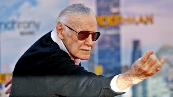9 Cameo Terbaik Stan Lee, Si Empunya Marvel 9 Cameo Terbaik Stan Lee, Si Empunya Marvel