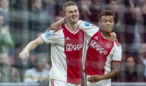 Negosiasi Secara Personal De Ligt dengan Juve Sudah Rampung Negosiasi Secara Personal De Ligt dengan Juve Sudah Rampung