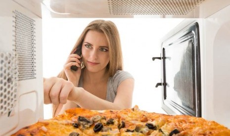 Tepatkah Mengukus dengan Microwave? Ini Penjelasannya Tepatkah Mengukus dengan Microwave? Ini Penjelasannya