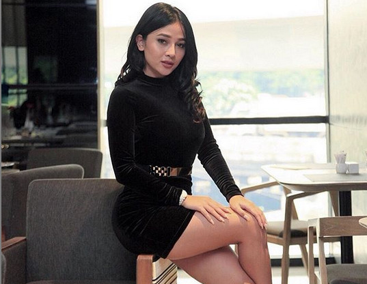 Glenn Fredly Menikah, Netizen Sebut Wajah Mutia Ayu Mirip Aura Kasih Glenn Fredly Menikah, Netizen Sebut Wajah Mutia Ayu Mirip Aura Kasih