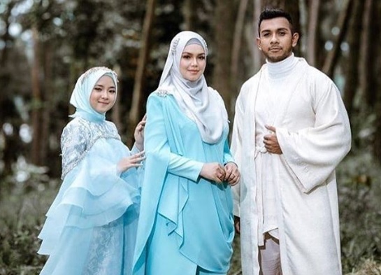 Nissa Sabyan Terlibat Proyek Kolaborasi dengan Siti Nurhalizah dan Taufik Batisah Nissa Sabyan Terlibat Proyek Kolaborasi dengan Siti Nurhalizah dan Taufik Batisah