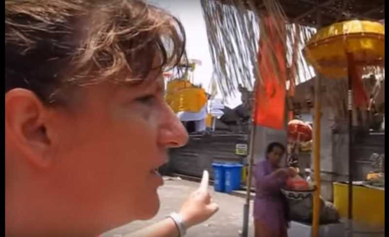 Penginjil AS Berkhotbah di Pura, Warga Bali Santai Penginjil AS Berkhotbah di Pura, Warga Bali Santai
