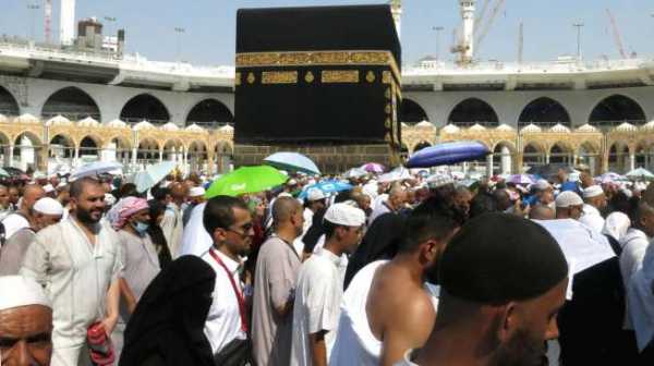Paksa Cium Hajar Aswad, Jamaah Asal Lombok Meninggal Paksa Cium Hajar Aswad, Jamaah Asal Lombok Meninggal