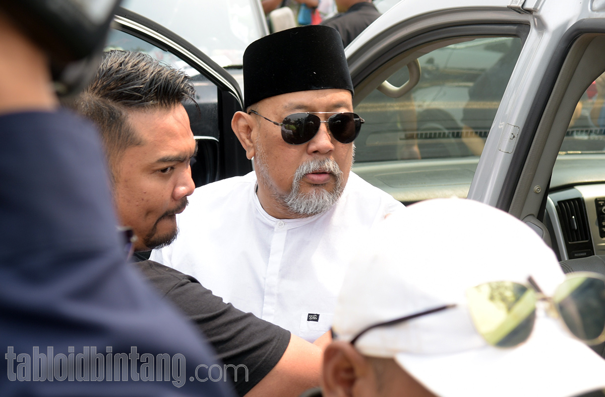 Indro Warkop Puji Komitmen BJ Habibie pada Keluarga dan Pekerjaan