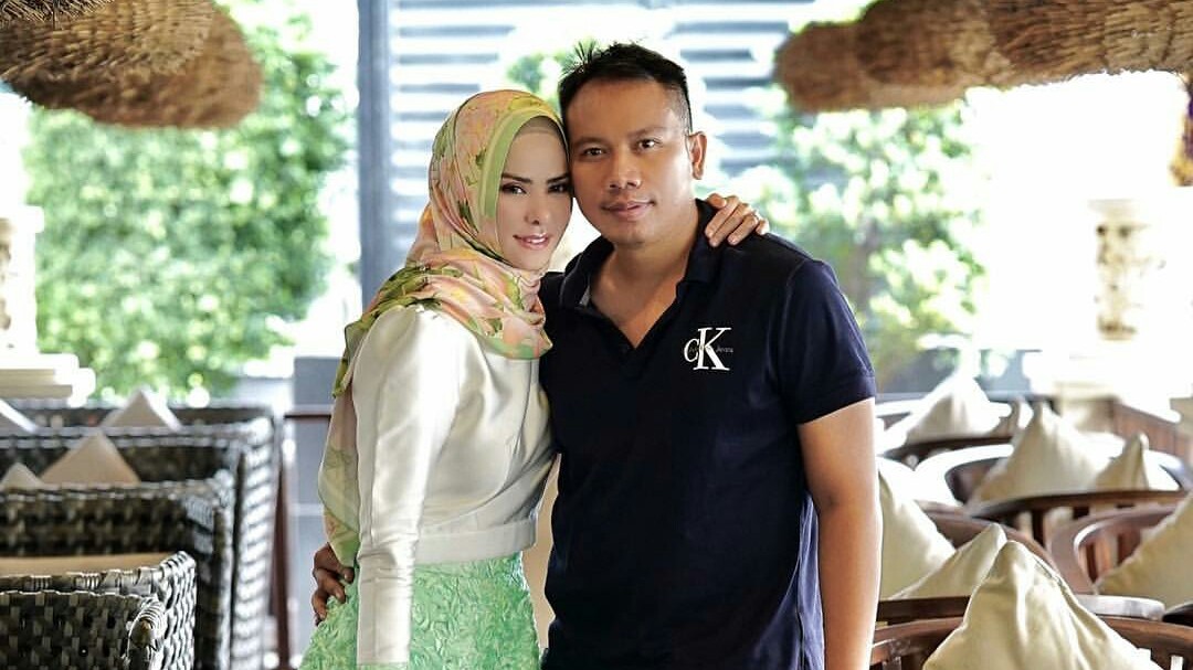 Kata Vicky Prasetyo soal Isu Pernikahan Settingan dengan Angel Lelga Kata Vicky Prasetyo soal Isu Pernikahan Settingan dengan Angel Lelga