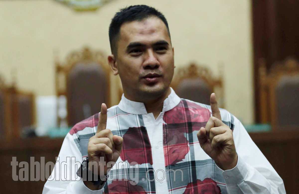 Ketemu di Rutan Cipinang, Saipul Jamil Peluk Erat Risma Ketemu di Rutan Cipinang, Saipul Jamil Peluk Erat Risma